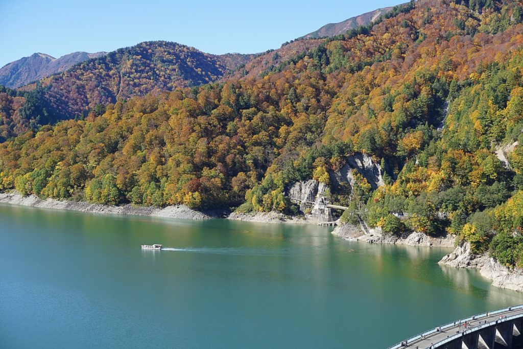 長野 富山 大阪から車で日本一の 黒部ダム 観光放水へ１泊２日の旅 関西のドライブならルートリップ Rootripー